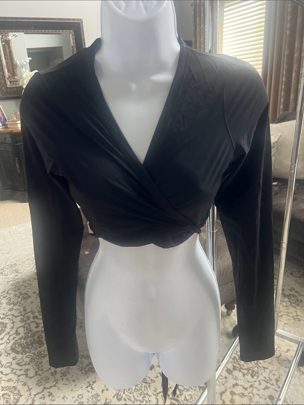 Skims weightless wrap top